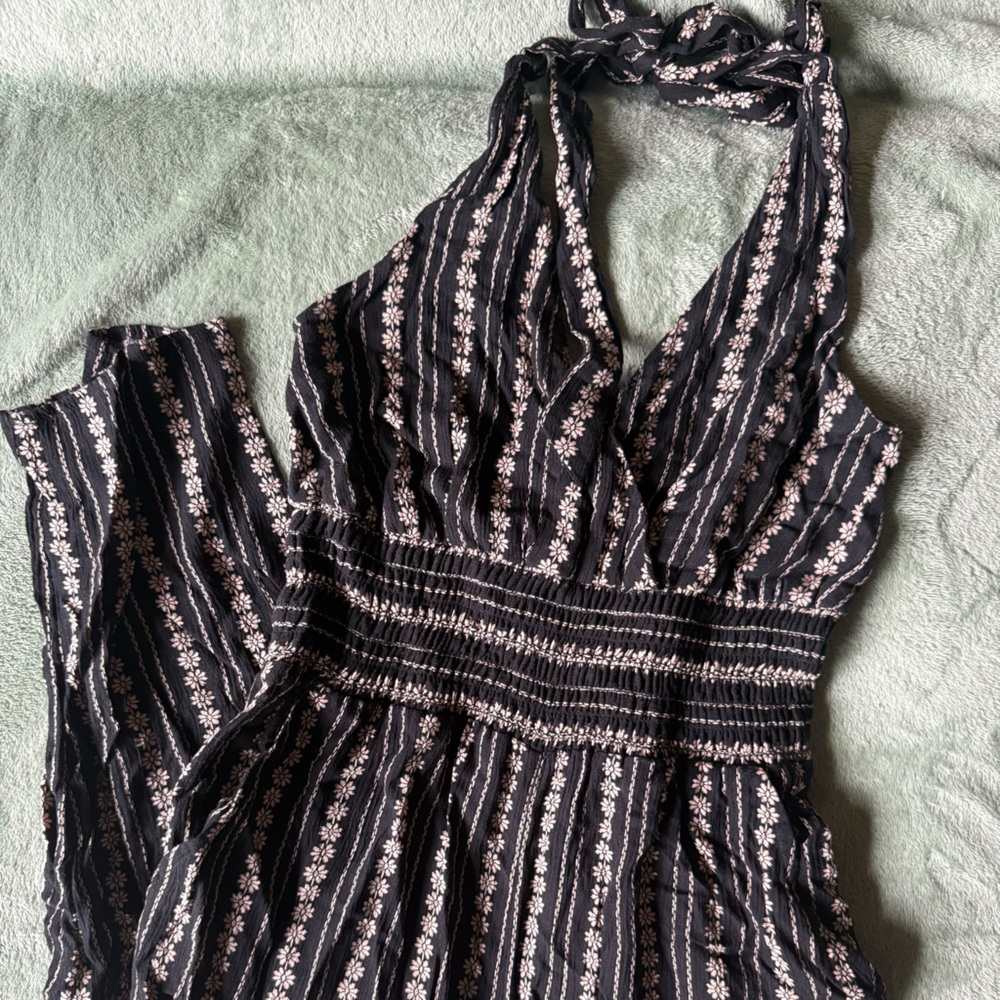 American Eagle Outfitters Black and White Floral Jumpsuit